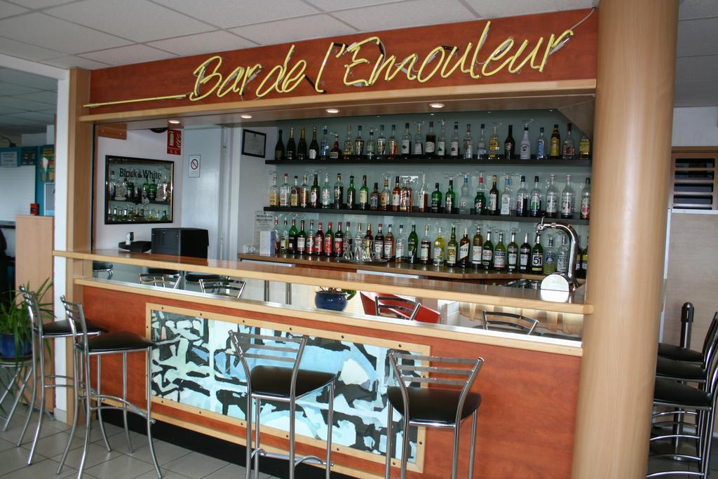 Ibis Budget Thiers Esterno foto